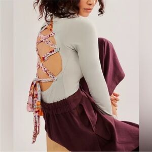 NWOT FREE PEOPLE straps in the back bodysuit size M